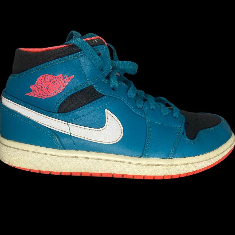 Nike Air Jordan 1 Retro Mid Tropical Teal Infared Mens size 7.5 Womens Size 9